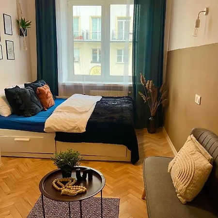 Halo Warszawa/ Hello * Warschau